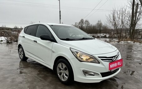 Hyundai Solaris II рестайлинг, 2014 год, 720 000 рублей, 2 фотография