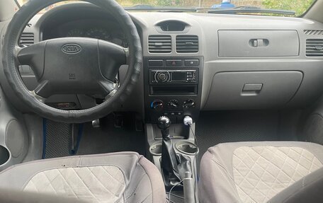 KIA Rio II, 2005 год, 380 000 рублей, 6 фотография