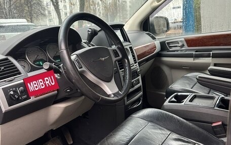 Chrysler Voyager IV, 2008 год, 1 195 000 рублей, 5 фотография