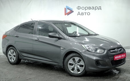 Hyundai Solaris II рестайлинг, 2012 год, 720 000 рублей, 1 фотография