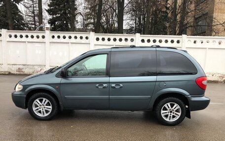 Chrysler Voyager IV, 2007 год, 825 000 рублей, 16 фотография