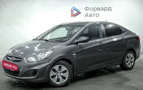 Hyundai Solaris II рестайлинг, 2012 год, 720 000 рублей, 2 фотография