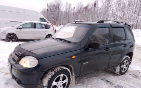 Chevrolet Niva I рестайлинг, 2010 год, 510 000 рублей, 2 фотография