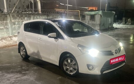 Toyota Verso I, 2015 год, 1 500 000 рублей, 7 фотография