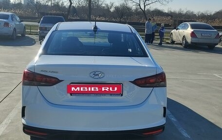 Hyundai Solaris II рестайлинг, 2021 год, 1 500 000 рублей, 3 фотография