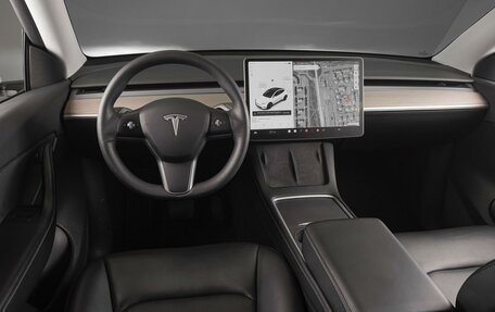 Tesla Model Y I, 2021 год, 4 299 000 рублей, 6 фотография