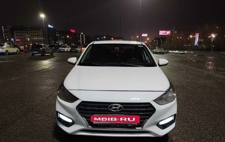 Hyundai Solaris II рестайлинг, 2017 год, 730 000 рублей, 4 фотография