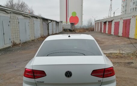 Volkswagen Passat B8 рестайлинг, 2017 год, 3 050 000 рублей, 7 фотография