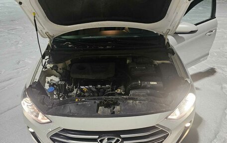 Hyundai Elantra VI рестайлинг, 2017 год, 1 490 000 рублей, 2 фотография