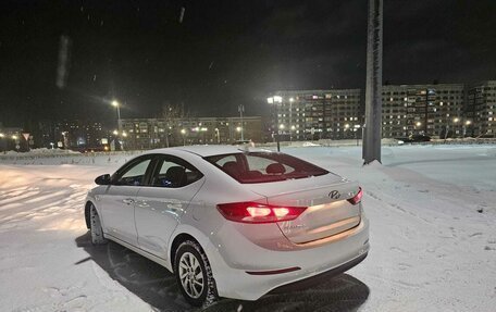 Hyundai Elantra VI рестайлинг, 2017 год, 1 490 000 рублей, 4 фотография