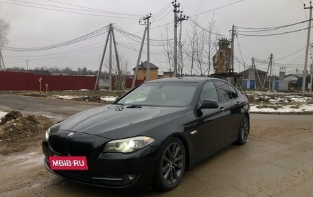 BMW 5 серия, 2010 год, 2 200 000 рублей, 2 фотография