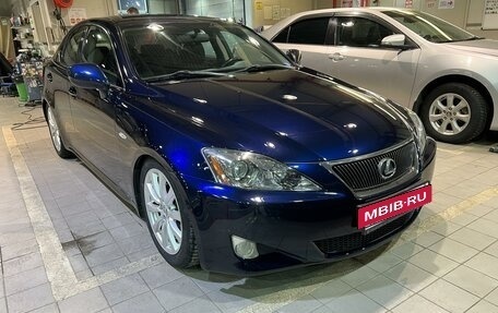 Lexus IS II рестайлинг 2, 2006 год, 1 450 000 рублей, 21 фотография