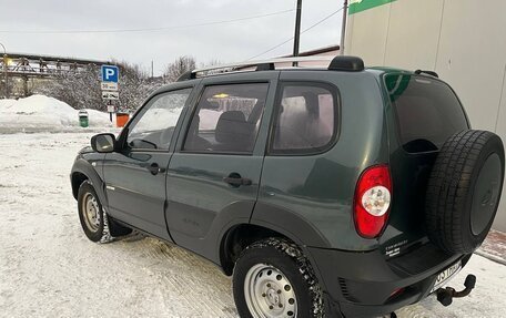 Chevrolet Niva I рестайлинг, 2013 год, 550 000 рублей, 2 фотография