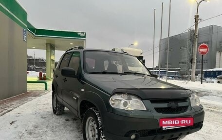 Chevrolet Niva I рестайлинг, 2013 год, 550 000 рублей, 3 фотография