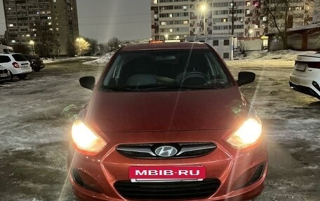 Hyundai Solaris II рестайлинг, 2014 год, 750 000 рублей, 3 фотография