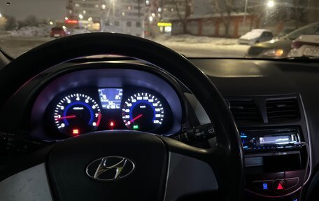 Hyundai Solaris II рестайлинг, 2014 год, 750 000 рублей, 8 фотография