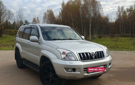 Toyota Land Cruiser Prado 120 рестайлинг, 2006 год, 1 999 999 рублей, 2 фотография