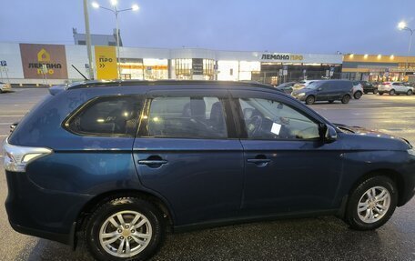 Mitsubishi Outlander III рестайлинг 3, 2012 год, 1 350 000 рублей, 3 фотография