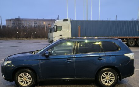 Mitsubishi Outlander III рестайлинг 3, 2012 год, 1 350 000 рублей, 12 фотография