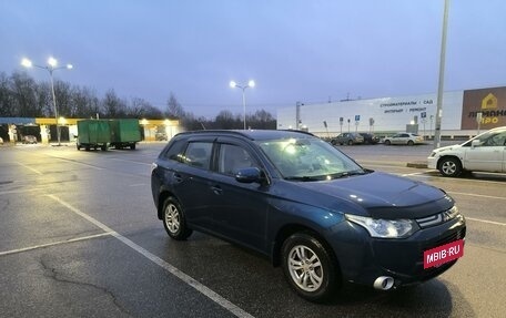 Mitsubishi Outlander III рестайлинг 3, 2012 год, 1 350 000 рублей, 6 фотография