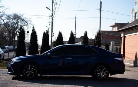 Toyota Camry, 2021 год, 4 200 000 рублей, 11 фотография