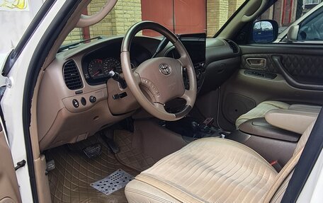 Toyota Sequoia II рестайлинг, 2004 год, 1 500 000 рублей, 2 фотография