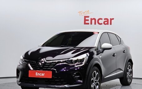 Renault Captur II, 2020 год, 1 768 000 рублей, 1 фотография