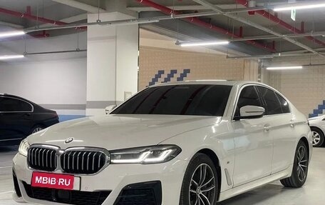 BMW 5 серия, 2021 год, 4 200 000 рублей, 1 фотография