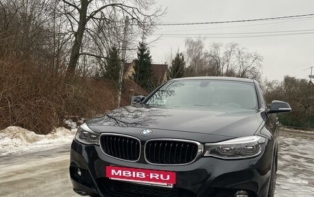 BMW 3 серия, 2018 год, 3 300 000 рублей, 9 фотография