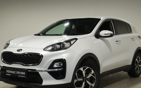 KIA Sportage IV рестайлинг, 2019 год, 2 376 000 рублей, 1 фотография