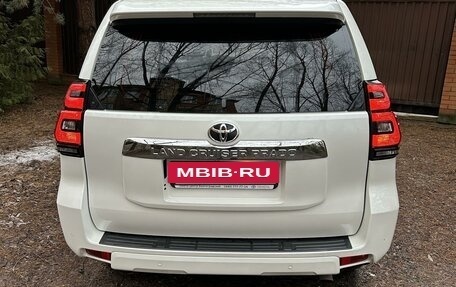 Toyota Land Cruiser Prado 150 рестайлинг 2, 2019 год, 5 700 000 рублей, 3 фотография