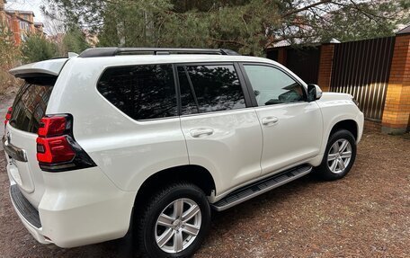 Toyota Land Cruiser Prado 150 рестайлинг 2, 2019 год, 5 700 000 рублей, 6 фотография