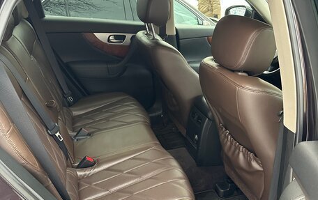 Infiniti QX70, 2014 год, 2 550 000 рублей, 5 фотография