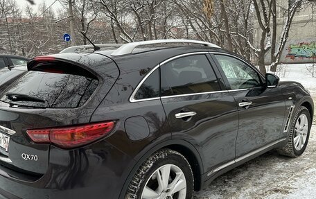 Infiniti QX70, 2014 год, 2 550 000 рублей, 6 фотография