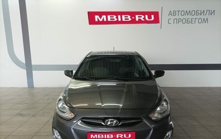 Hyundai Solaris II рестайлинг, 2012 год, 870 000 рублей, 2 фотография