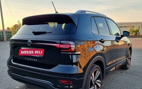 Volkswagen T-Cross I, 2021 год, 2 800 000 рублей, 3 фотография