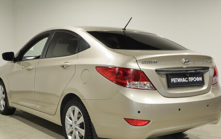 Hyundai Solaris II рестайлинг, 2011 год, 867 000 рублей, 5 фотография