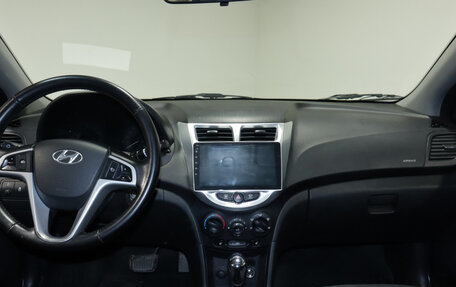 Hyundai Solaris II рестайлинг, 2011 год, 867 000 рублей, 11 фотография