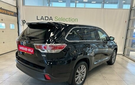 Toyota Highlander III, 2014 год, 2 249 000 рублей, 4 фотография