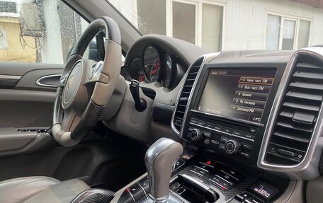 Porsche Cayenne III, 2010 год, 2 150 000 рублей, 15 фотография