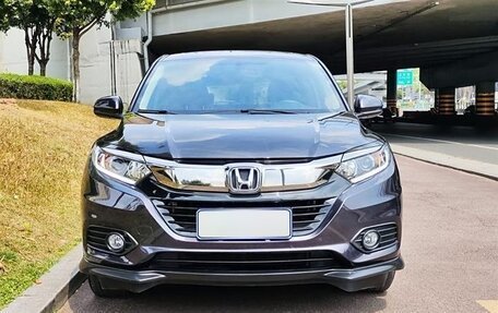 Honda Vezel, 2021 год, 1 830 000 рублей, 5 фотография