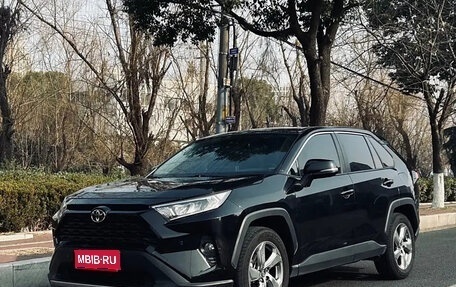 Toyota RAV4, 2022 год, 2 590 000 рублей, 1 фотография