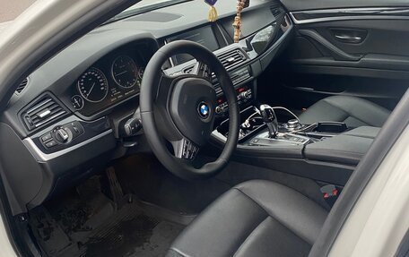 BMW 5 серия, 2011 год, 2 200 000 рублей, 13 фотография