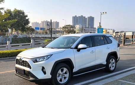 Toyota RAV4, 2022 год, 2 630 000 рублей, 1 фотография