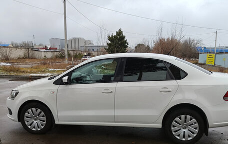 Volkswagen Polo VI (EU Market), 2012 год, 640 000 рублей, 2 фотография