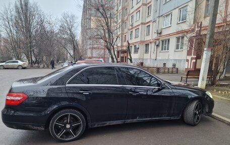 Mercedes-Benz E-Класс, 2012 год, 1 500 000 рублей, 5 фотография