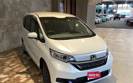 Honda Freed II, 2020 год, 1 720 000 рублей, 3 фотография