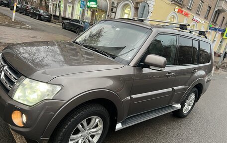 Mitsubishi Pajero IV, 2012 год, 2 000 000 рублей, 1 фотография