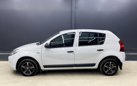 Renault Sandero I, 2013 год, 595 000 рублей, 2 фотография