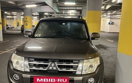 Mitsubishi Pajero IV, 2012 год, 2 000 000 рублей, 17 фотография